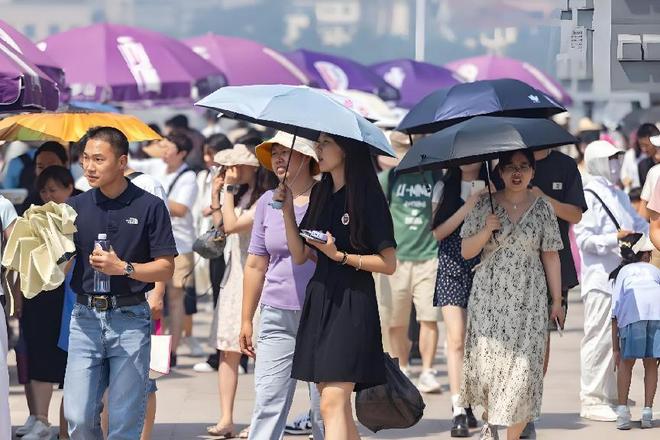 暴雨频发极端高温破纪录天气怎么了？为什么让预报如此无力？(图7)