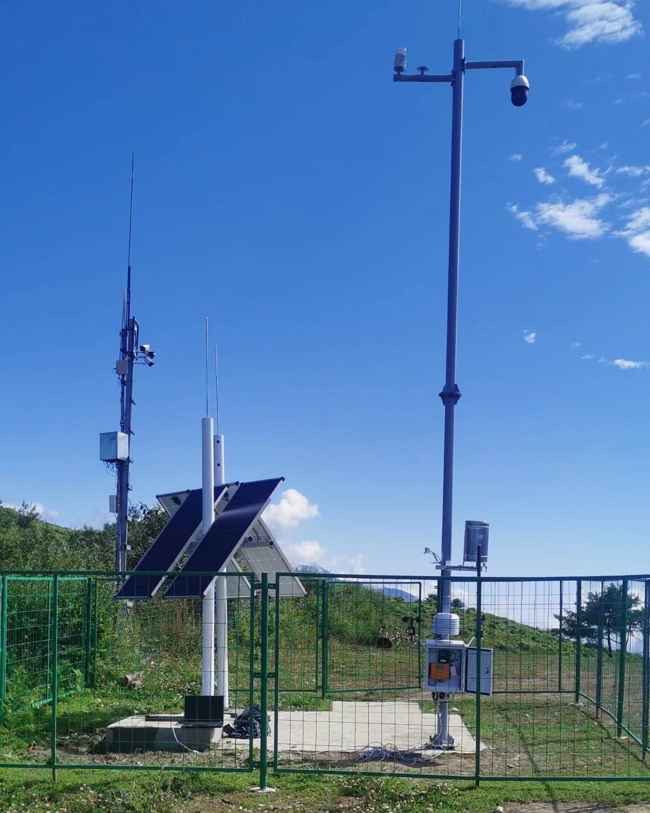 高寒草原气候观测站新疆西藏草原牧区风雪灾害监测预警系统-搜了网(图1)