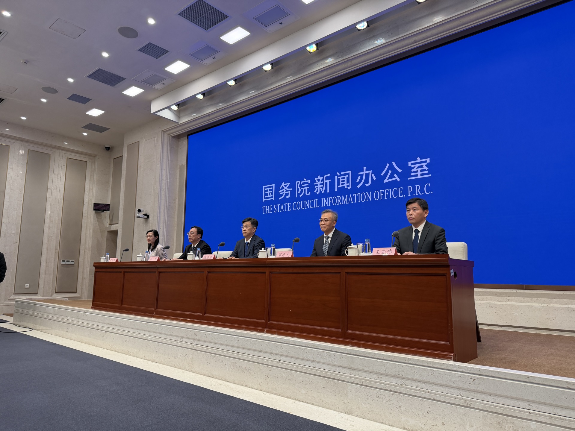 中国气象局：“十五五”期间将建立完善低空气象的政策法规和标准体系加强低空基础设施建设(图1)