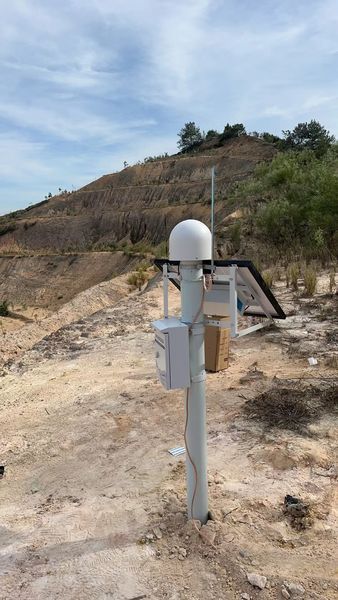 地质灾害安全预警系统：构建全天候、高精度的监测网络(图4)