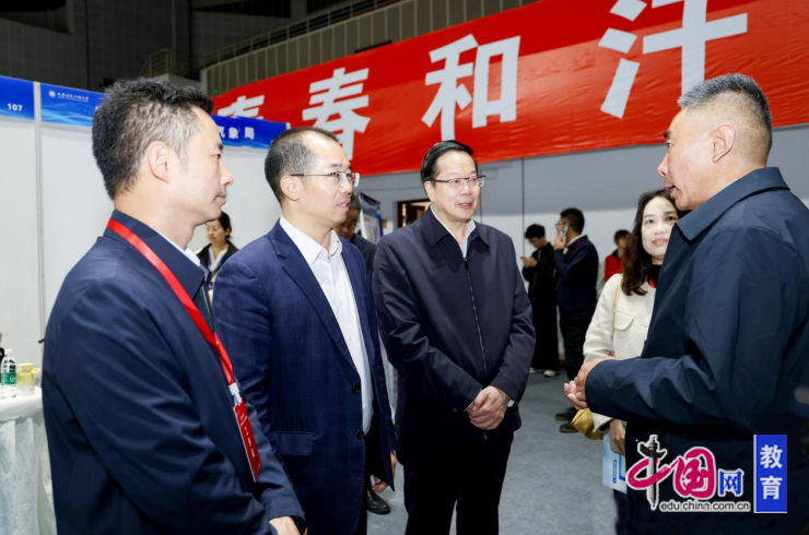 163家单位纳贤全国气象部门2026年度人才招聘会成都信息工程大学启幕(图3)